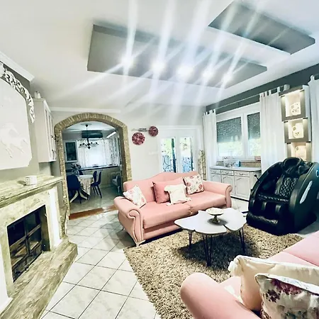 Nirvana Balatonberény